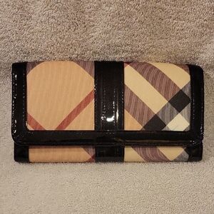 Burberry Beige and Black Plaid Wallet